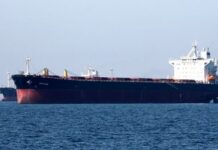 Berbera, markab shidaaal naafto ah sida oo ku xaniban berbera iyo sababta