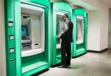 Sida Senatorkan Soomaaliyeed lacag looga dhacay markii ‘la sixray’