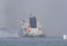 Xuutiyiinta oo weeraray markab kale