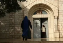 Deg Deg war cusub Dawlada Ruwanda ayaa albaabada u xidhay 4000 oo kaniisadood