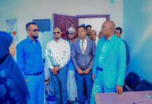 Berbera Wasiirka Gaadiidka iyo Horumarinta jidadka oo koemeray Xafiisyada Berbera iyo Xarunta badqab