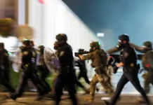 Trump oo amray in ciidamo loo diro magaalada Portland si loo ilaaliyo xarumaha lagu hayo muhaajiriinta