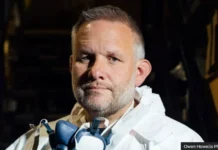 Sheekada nin qashinka nadiifin jirey oo maanta haysta malaayiin doolar